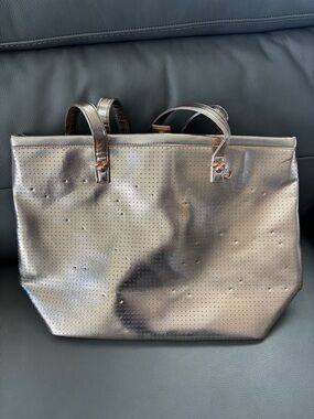 Disney Metallic Rose Gold Pin Display Tote